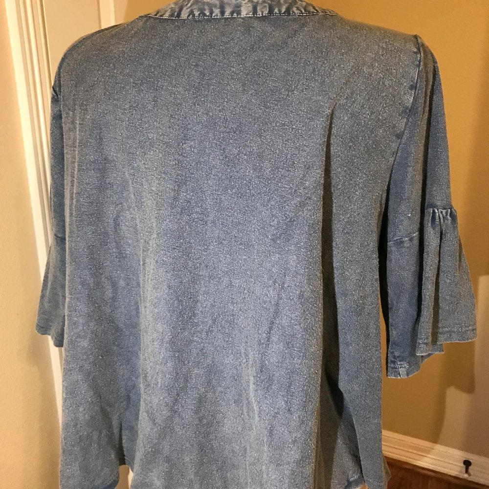 Akemi + Kin Blue Washed Top - Picture 4 of 5